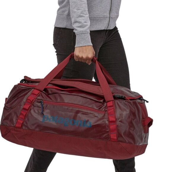 EUC Patagonia 55L Black Hole Duffel Bag Pack Gloss dark WAX RED duffle - Picture 4 of 12